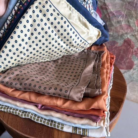 Vintage Silk Handkerchief Lot - Picture 7 of 9